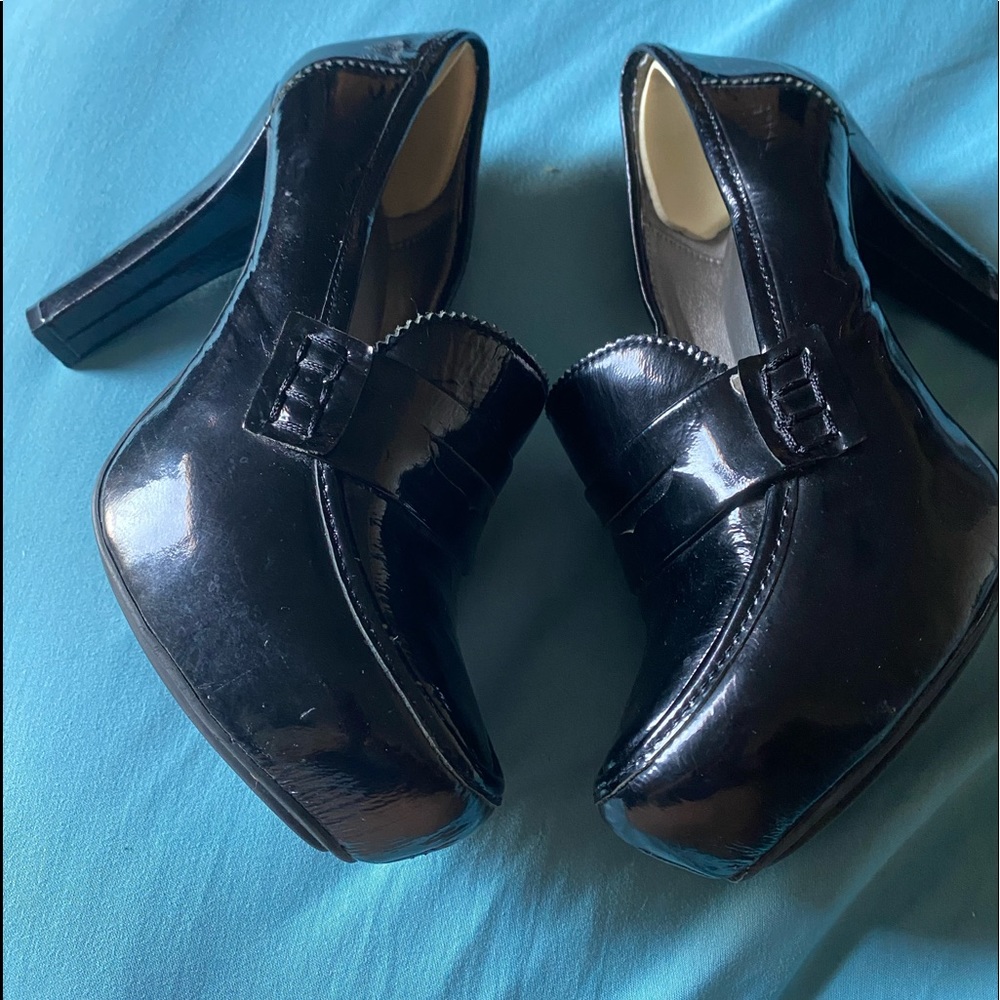 shoes - Picture 4 of 4